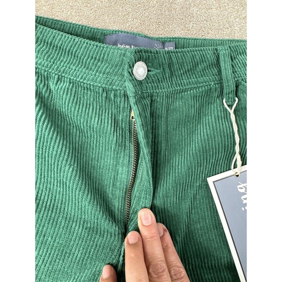 Indigo Rising Green Corderoy Shorts Size 9/29 - Picture 5 of 12